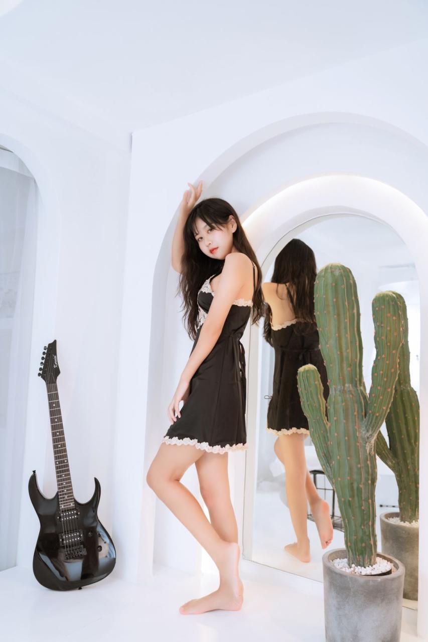 萌芽儿o0 写真合集[63套][持续更新]