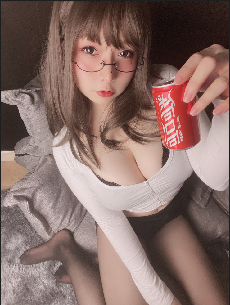 次屁啦-微博coser全部作品[写真合集][持续更新]