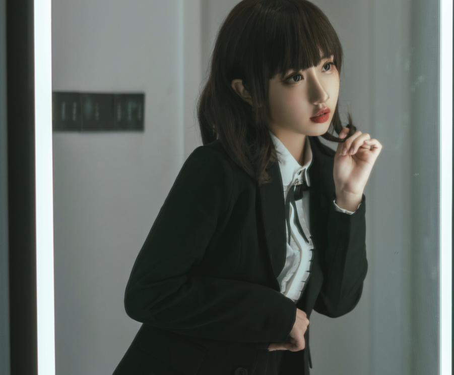 是花花 cos写真美图合集[1套][持续更新]