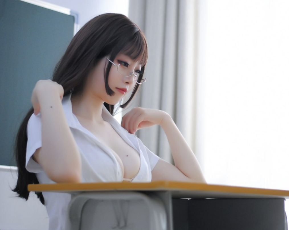 白露很白cos摄影作品