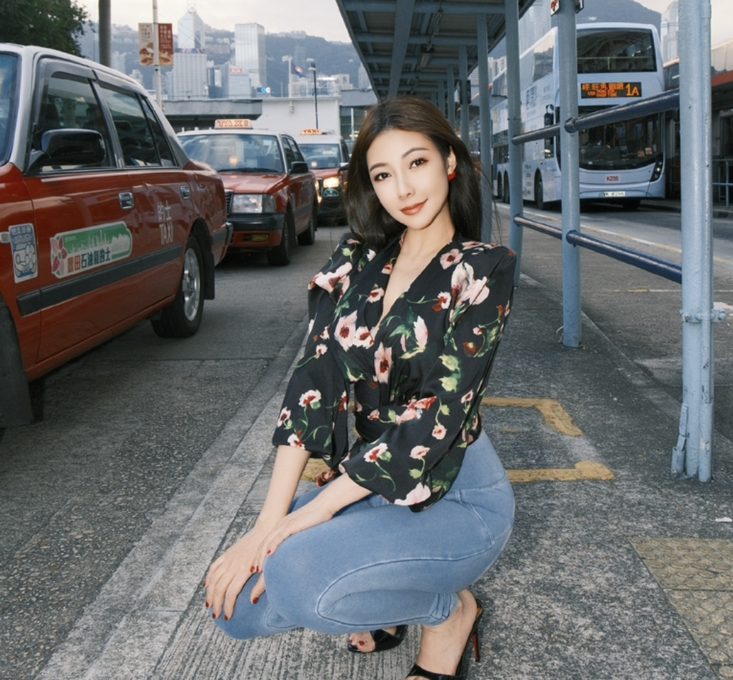 果儿Victoria微密圈写真图片以及视频合集下载