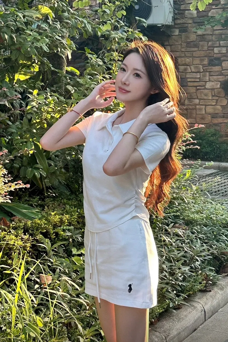 小CC在这微密圈付费写真合集