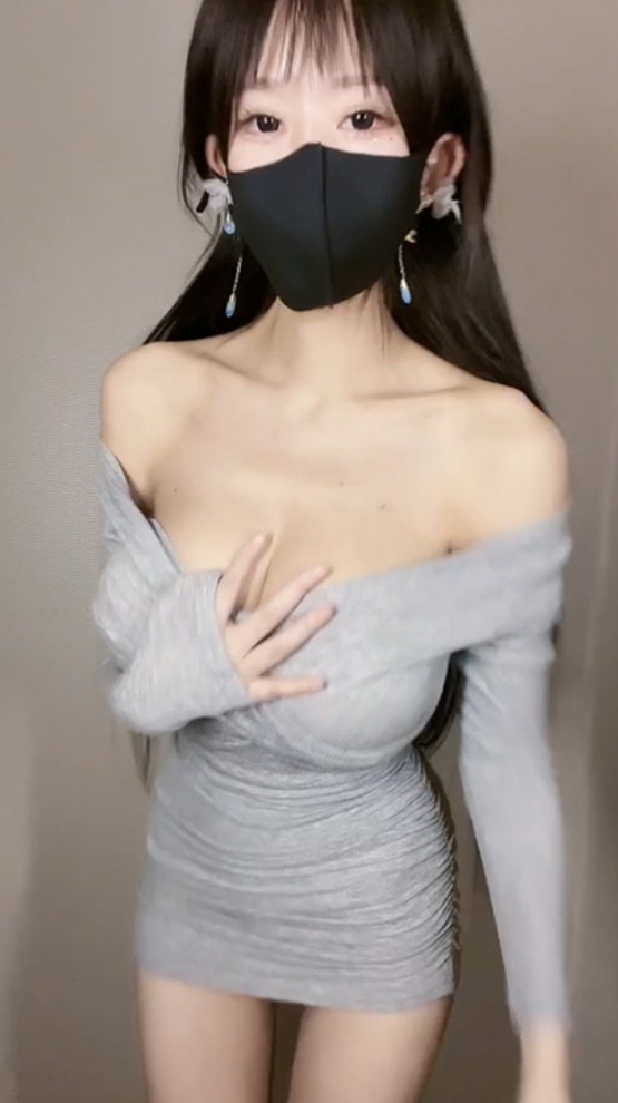 Uu酱阿微密圈付费写真合集